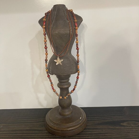 2 beaded necklaces with starfish pendant - Picture 3 of 5